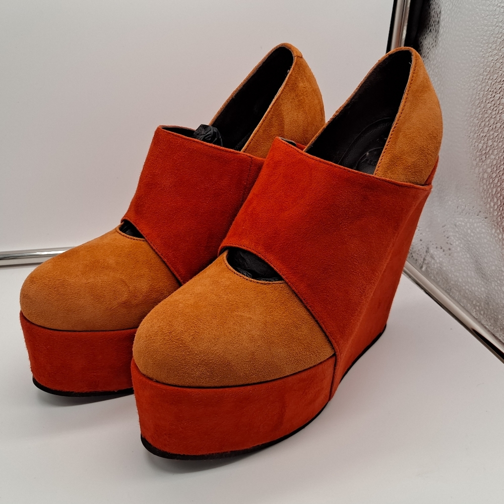 All Caps Dahlia Suede Orange Peach Platform Heels EU 38, US 7.5, Fit 7